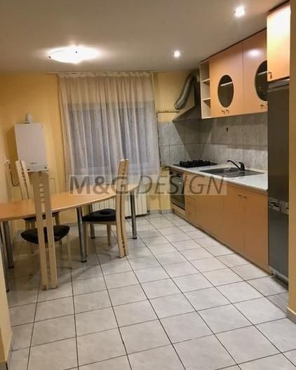 Apartament cu 3 camere Steaua etaj 2 - Poză 4