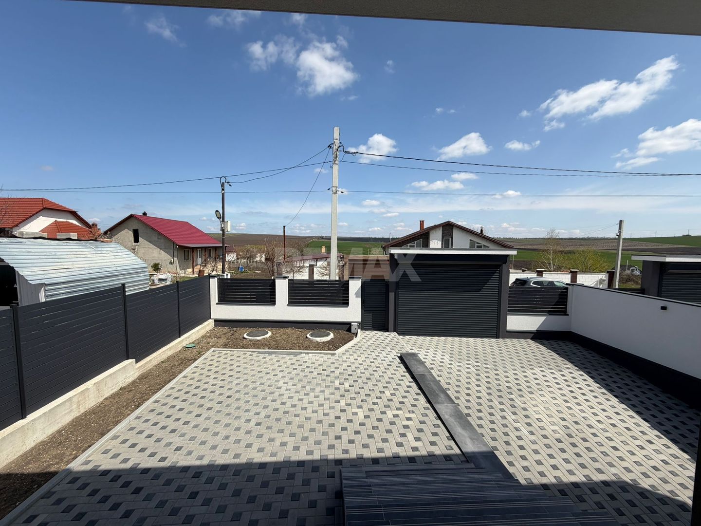 Duplex Hi-Tech 250 m2, Pașcani - Poză 4