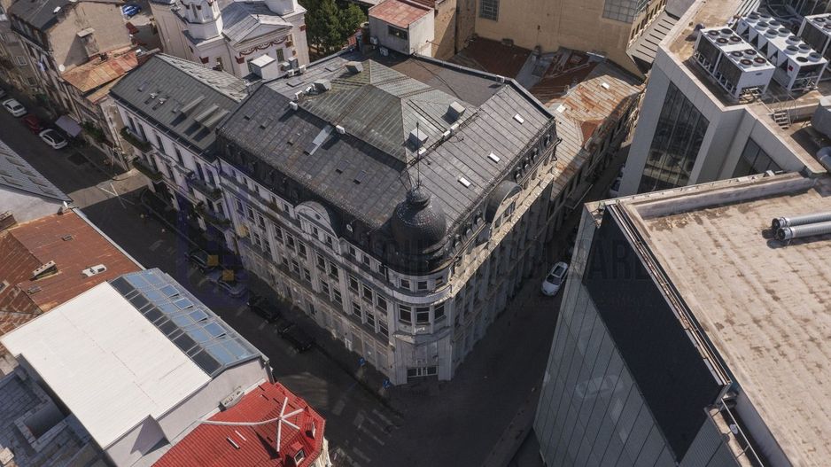 Cladire de birouri in P-ta Unirii, de la 370 mp. (max. 1.500 mp.) - Poză 2