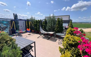 Penthouse mobilat si utilat, Turnisor- Terasa 52mp- vedere panoramica - Poză 1