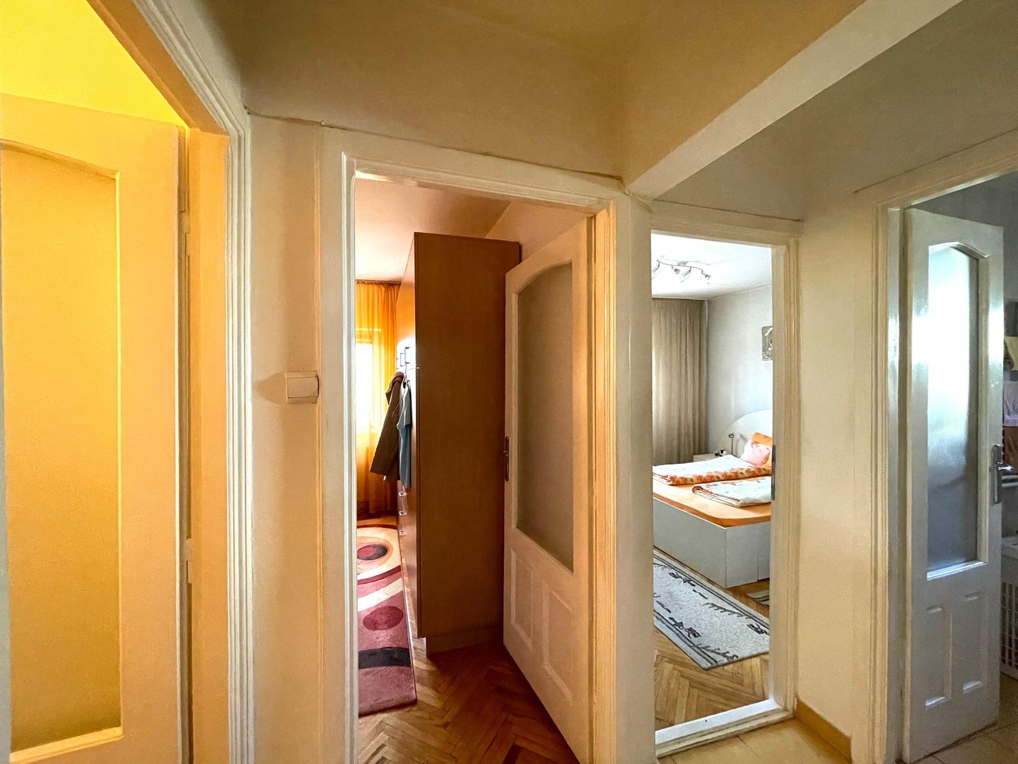 Apartament zona Soarelui - 3 camere - etaj 3 - Poză 8