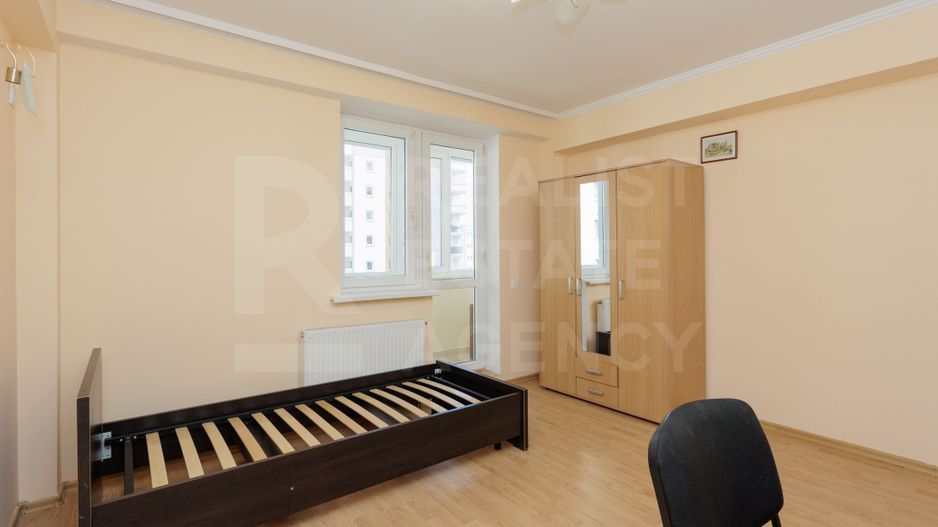 Vânzare, apartament, 3 camere, str. Valea Trandafirilor, Centru - Poză 9