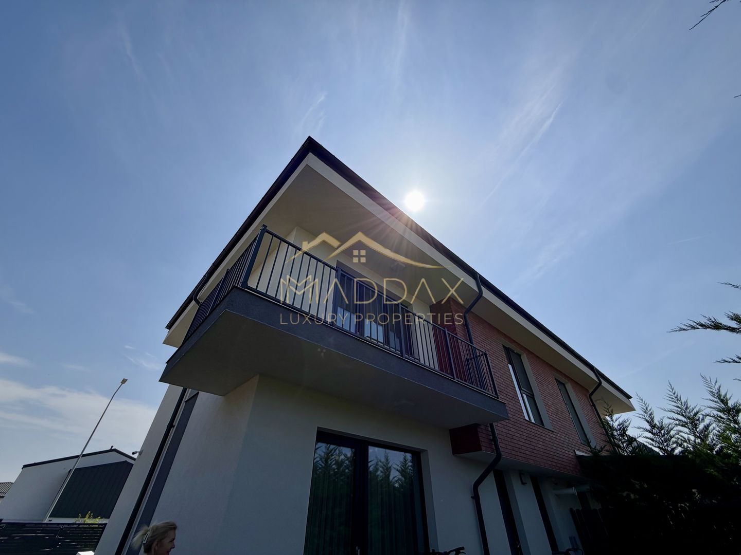 Vil de tip Duplex *P+1E+M* | 176 mp utili | mobilată complet | Chitila - Poză 4
