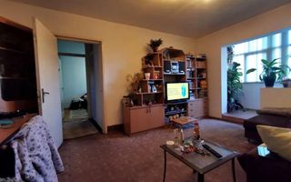 Apartament 3 camere, Zona Dambovita - Poză 1