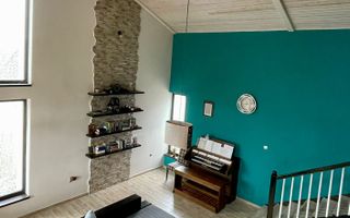 Casa Superba cu multe oportunitati si cu o panorama extraordinara - Poză 6