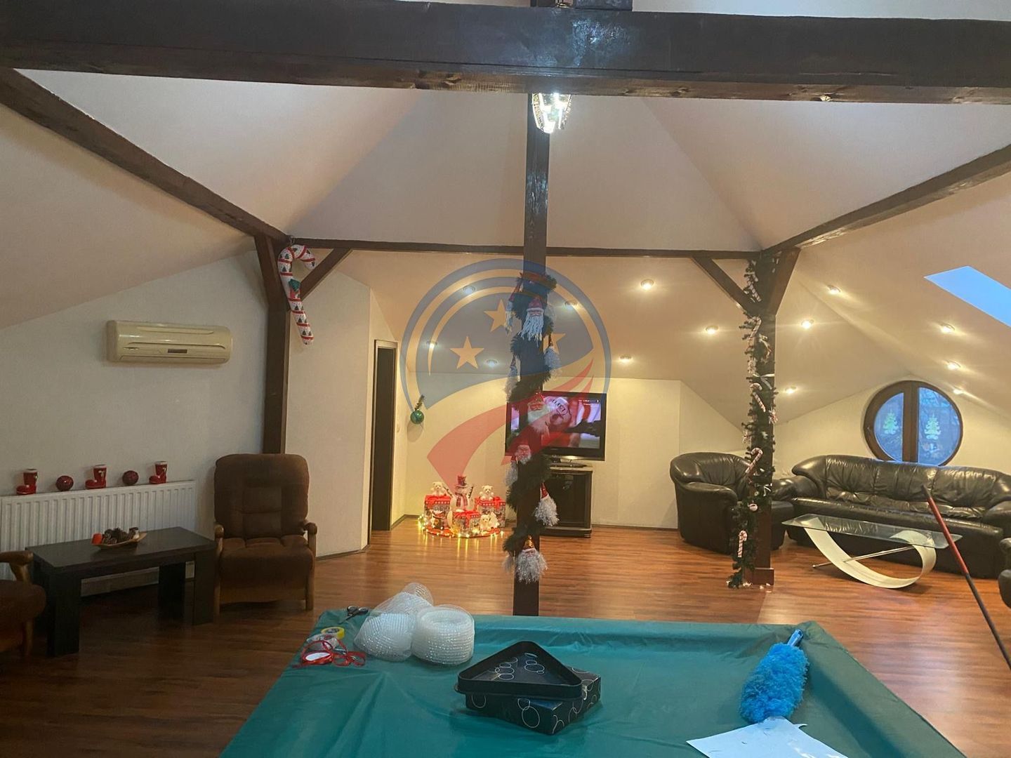 Casa lux P+E+M cu o panoramă impresionantă - Poză 2