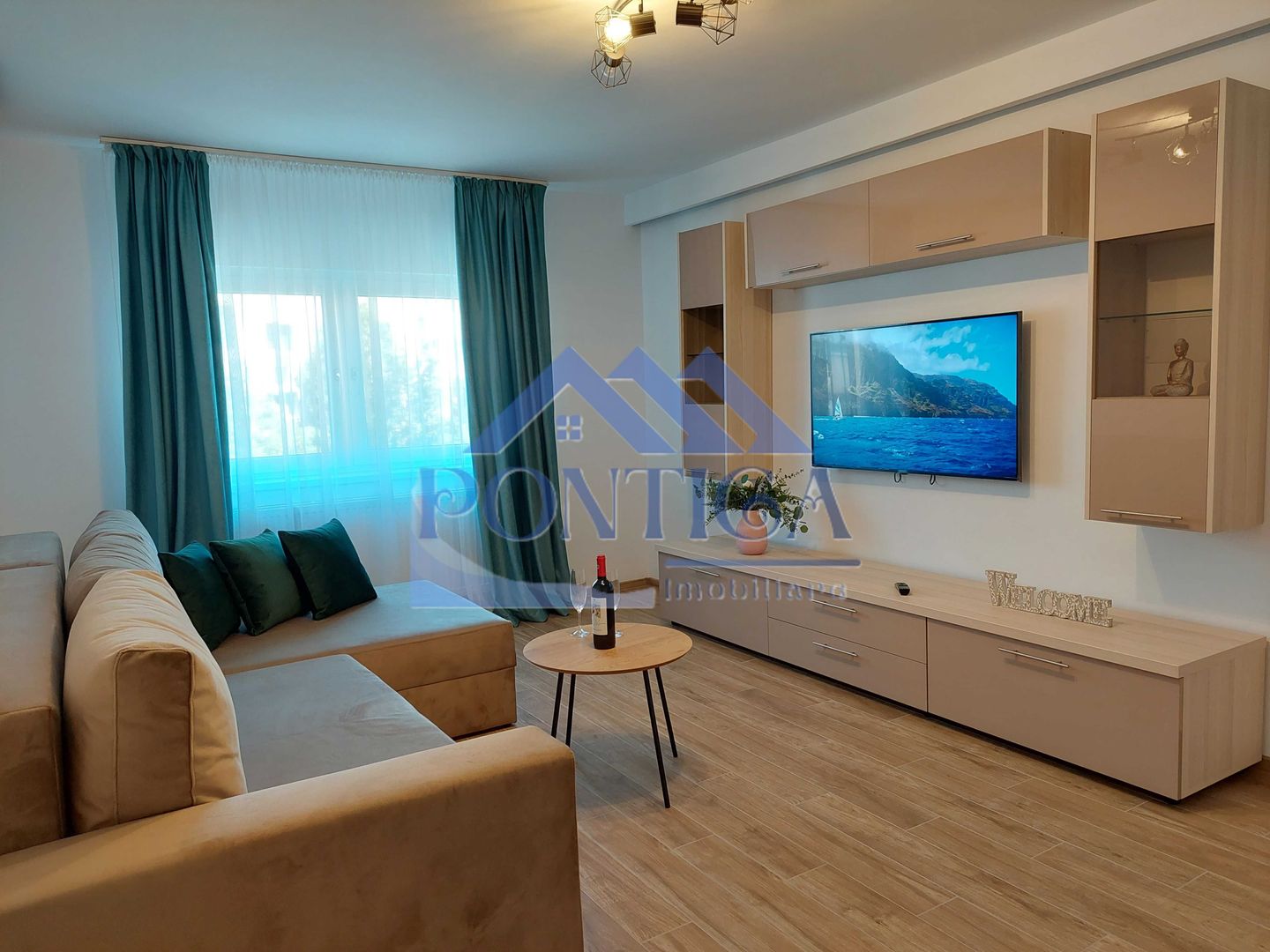 Apartament 2 camere de închiriat - zona Trocadero, Constanța - Poză 1