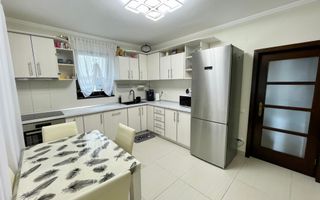 Casa de inchiriat pe str.Voronet - Poză 19