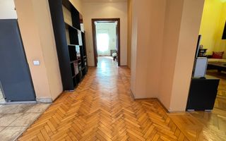 Apartament  spatios de vanzare intr-o cladire istorica - Poză 5