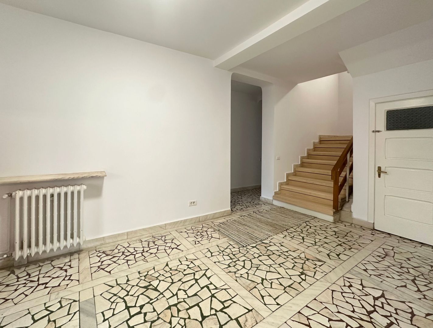 Oferim spre închiriere o proprietate de excepție zona Sisesti - Poză 7