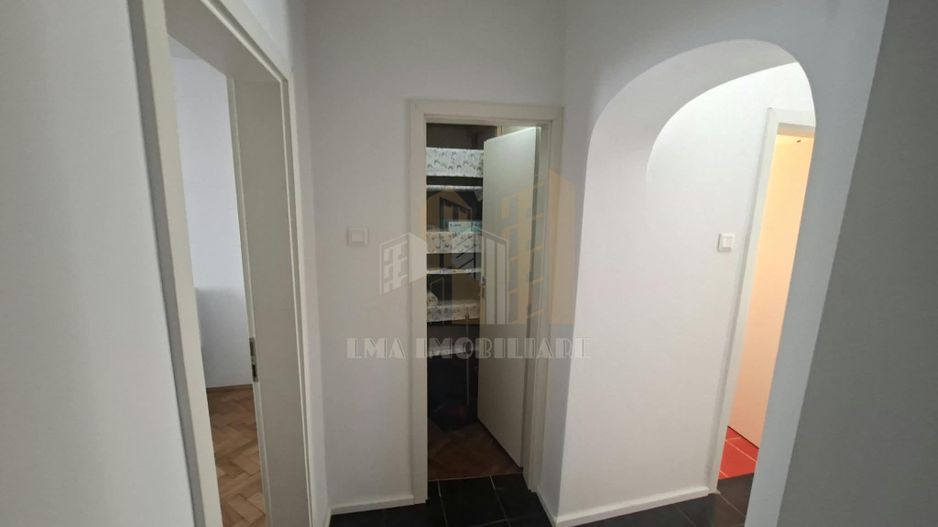 Apartament 3 camere central strada Matei Basarab Brasov - Poză 2