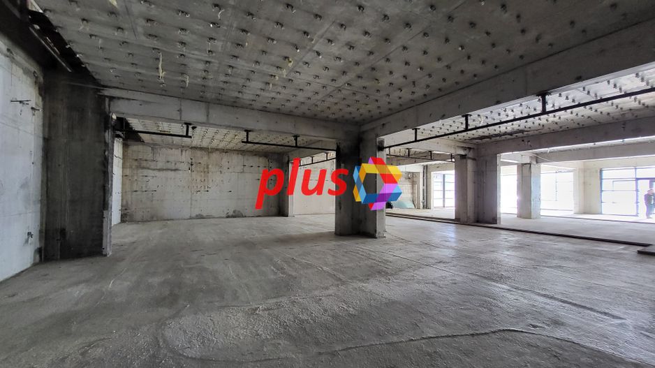 Clădire mixta -3600 mp - Poză 17