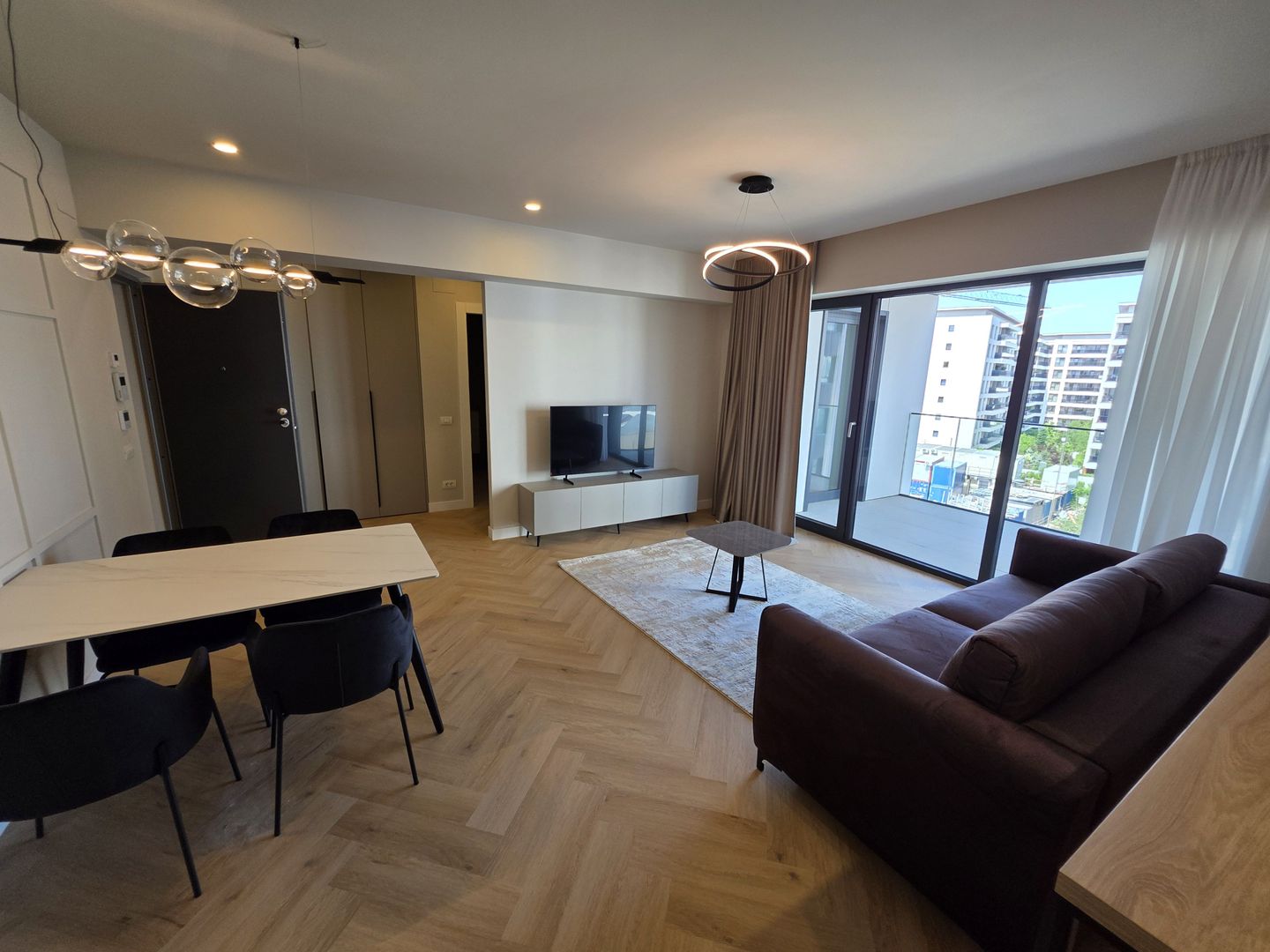 AP. 2 CAMERE - PRIMA INCHIRIERE, PET FRIENDLY, METROU 5 MIN, COMIS 0% - Poză 1