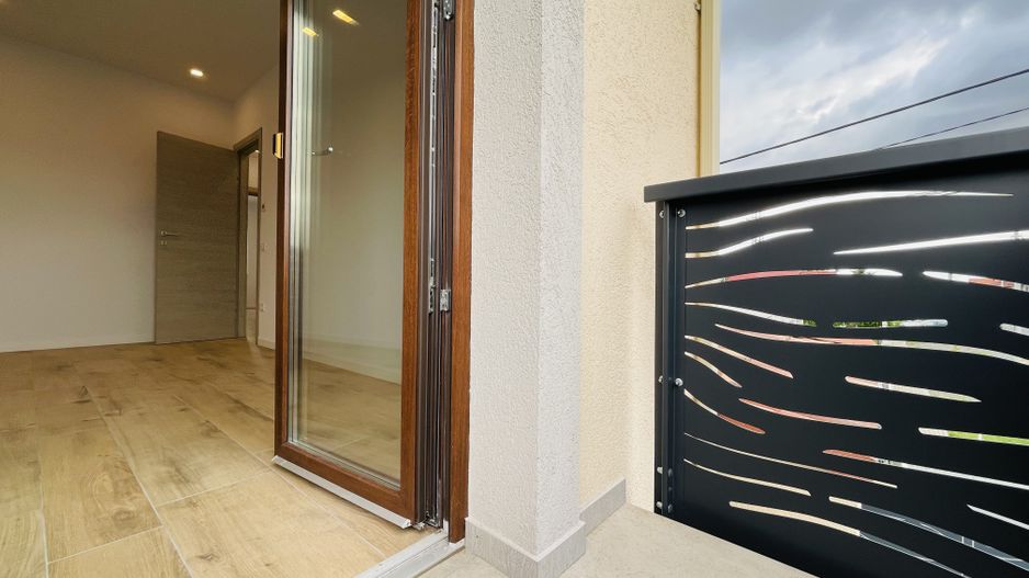 Casa de inchiriat in Dumbravita - Conexiuni excelente si spatiu versatil! - Poză 22