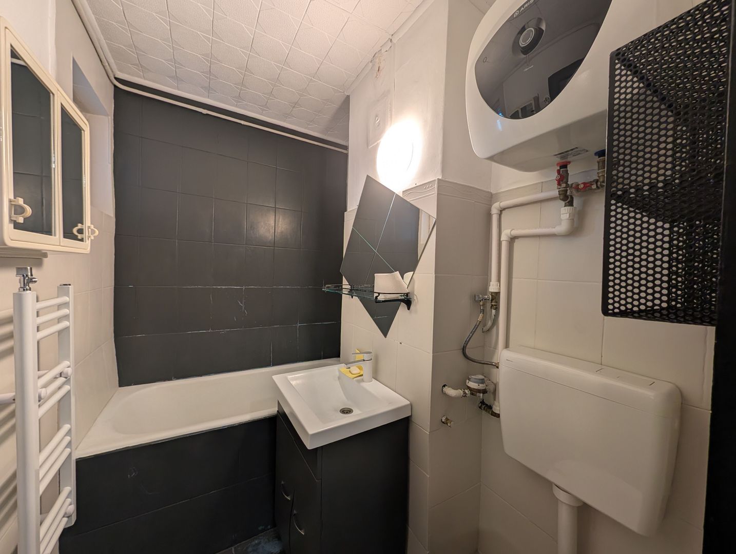 3 Camere Giulești, 60mp, Vedere Panoramică, Total de Renovat - Poză 15