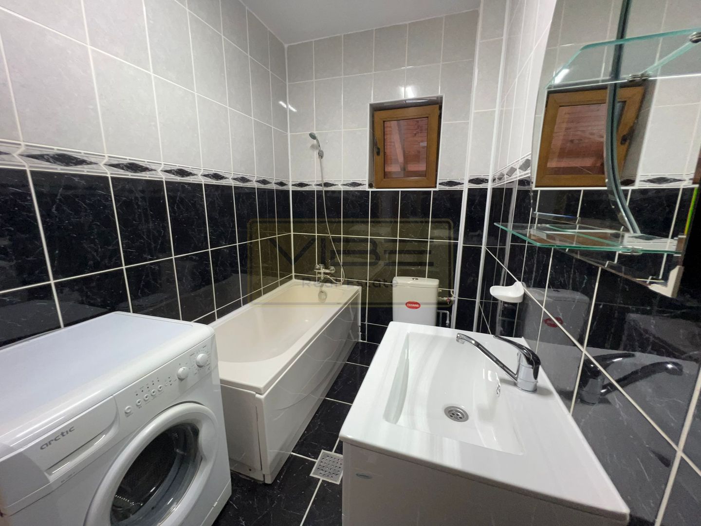 Apartament 1 camera +parcare si gradina Galata Belvedere - Poză 6