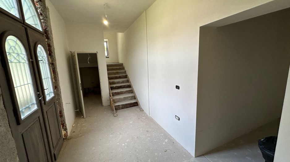 Clădire de birouri/ clinica zona Centrală - Poză 16