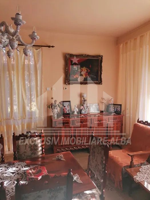 Ocazie! Casa individuala de vanzare in Centru - Poză 4