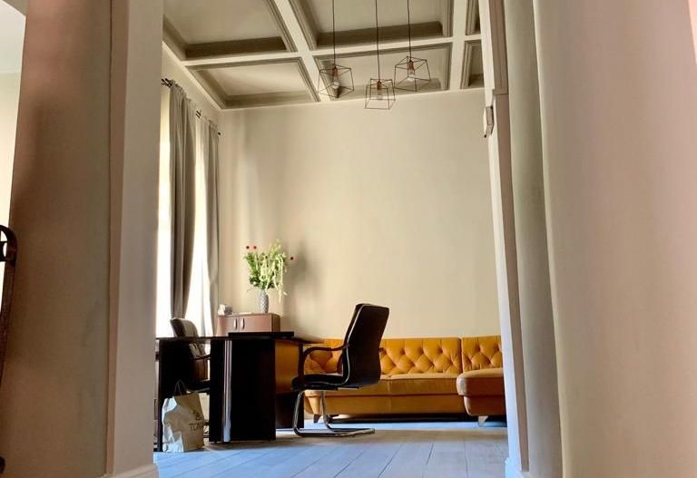 Birou ultracentral, pe Revoluției, cu loc de parcare - Poză 5