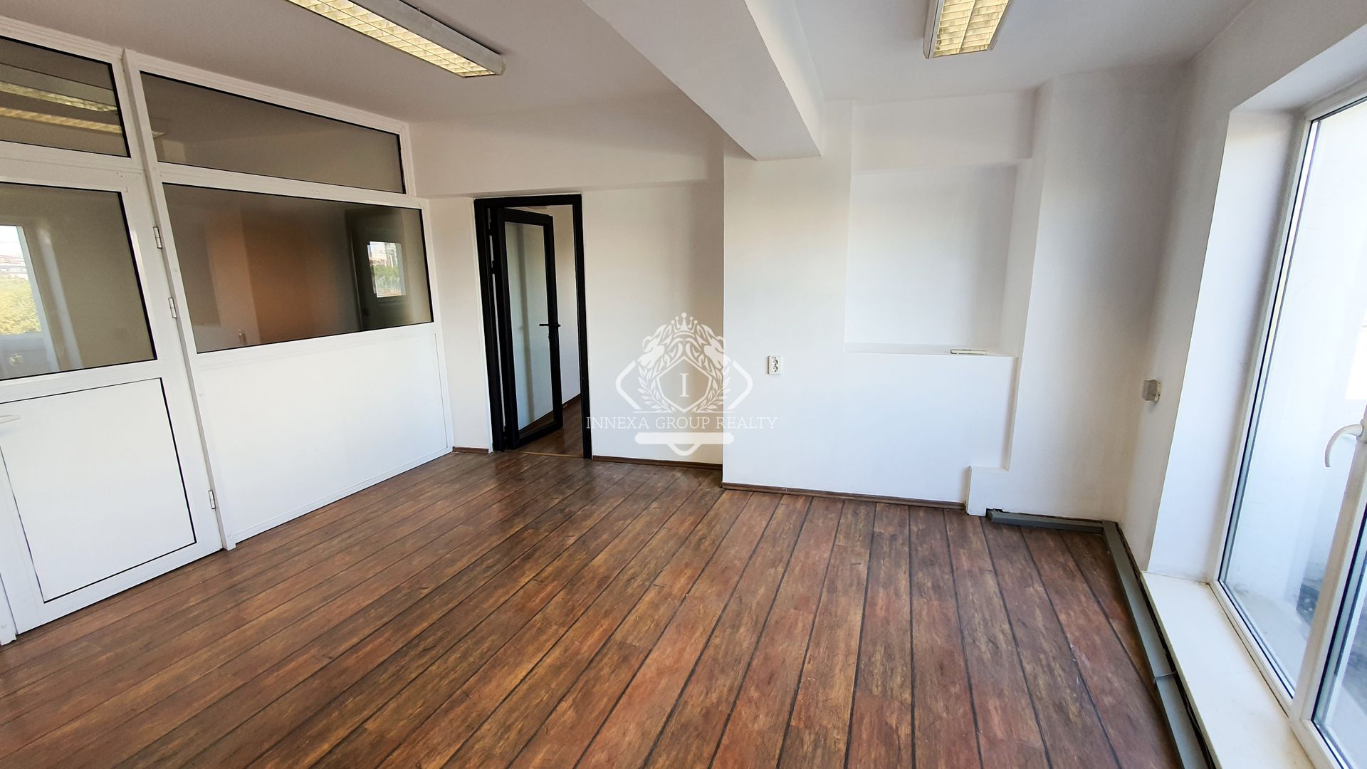 Spatiu de birouri-525mp-ultracentral-ideal investitie | Piata Unirii - Poză 13