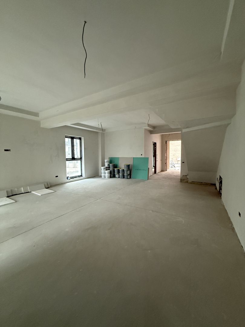 CASA TIP DUPLEX// PREDARE VARA ANULUI 2026! - Poză 3
