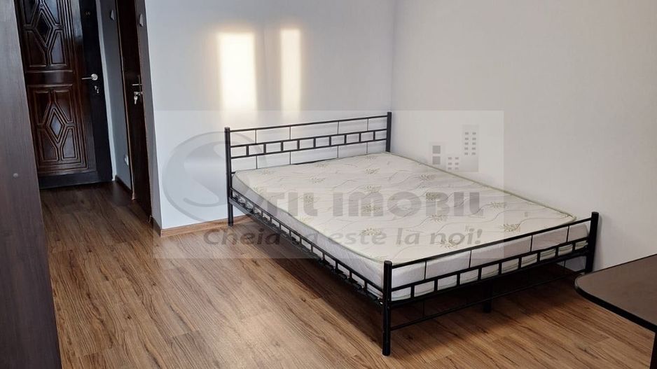 Garsonieră proaspăt renovată – | Zona Gara Nicolina| - Poză 1