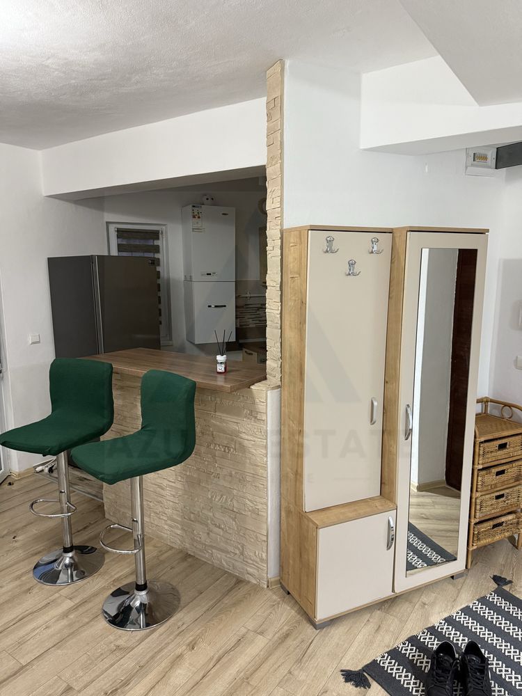 Apartament 60 mp 3 camere 2 dormitoare parcare si gradina in Turnisor - Poză 3