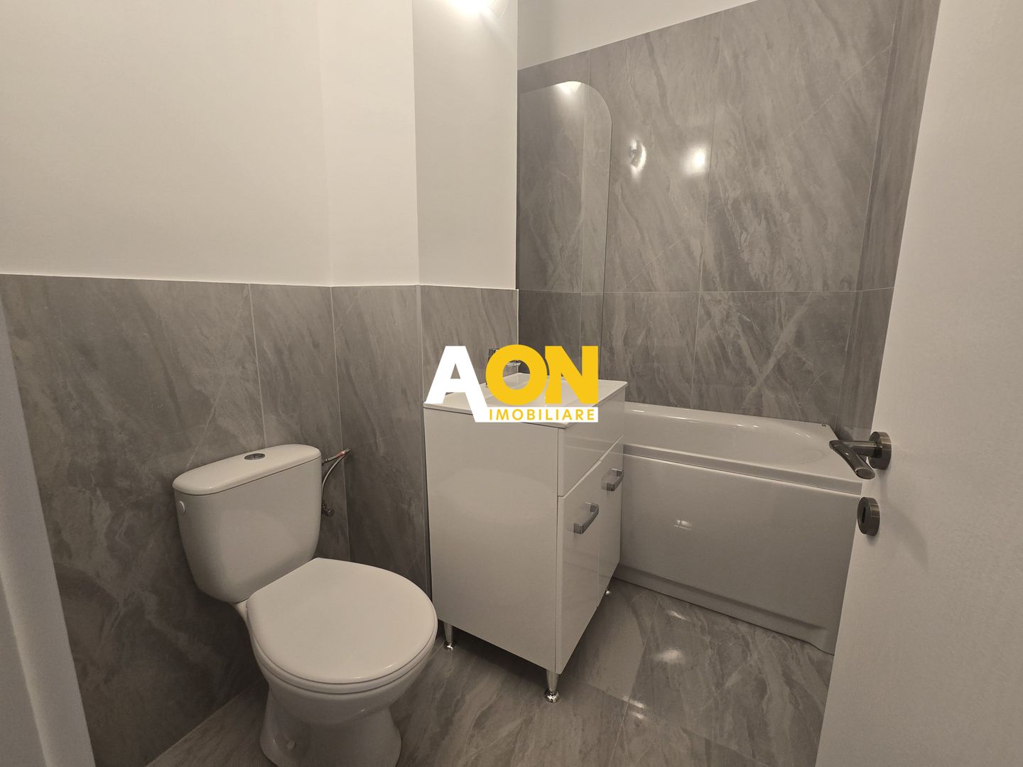 Apartament 3 Camere Complet Renovat, Bd. Transilvaniei - Poză 4