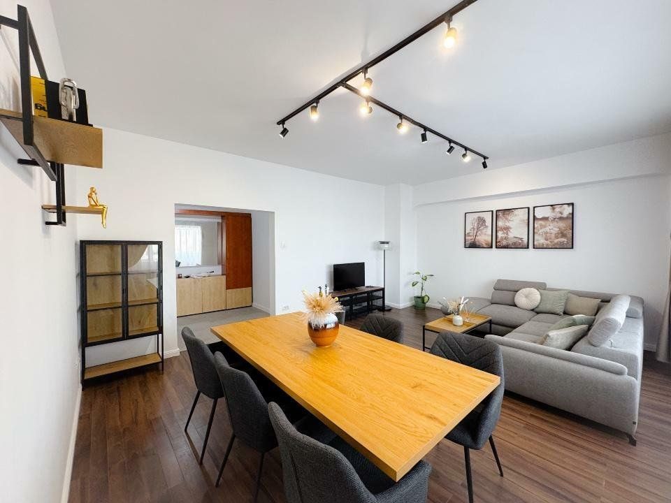 Apartament 3 camere spatios cu loc de parcare pe Str. Icoanei - Poză 1