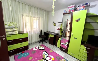 ÎNCHIRIERE! Casă cu 3 Camere, Zona Centru - Poză 11