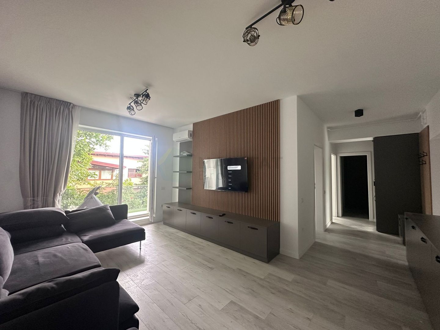 Prima Închiriere | 2 Camere Lux | City Nord Tunari - Poză 13