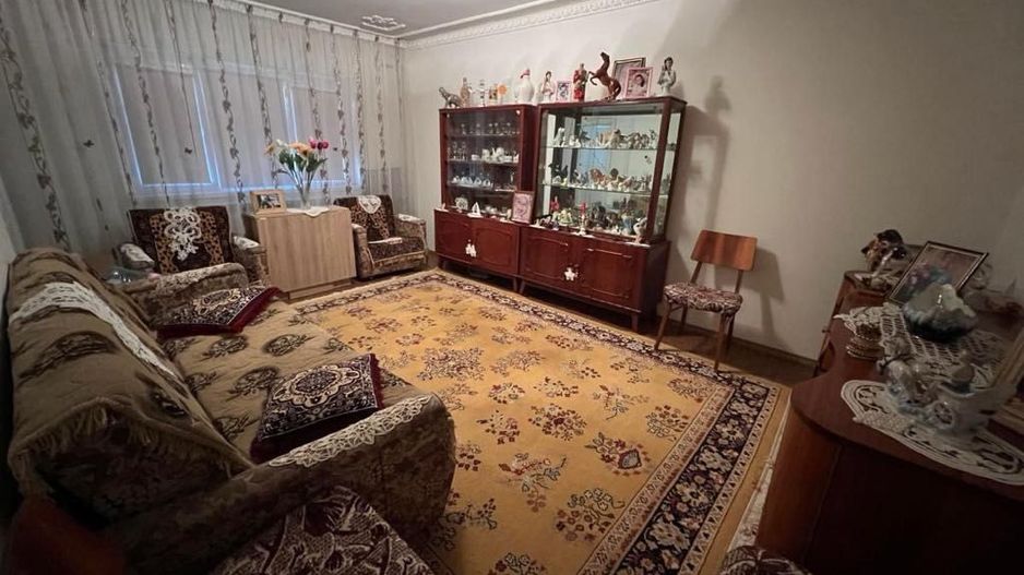 Apartament  3 camere, etaj 4/4, Micro 21 - Poză 1