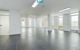 Spațiu de birouri în Complexul Plaza - Poză 2