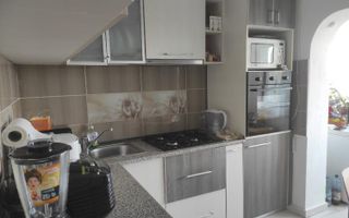 Apartament 3 camere decomandat, Tomești - zonă liniștită, aproape de transport și magazine - Poză 6