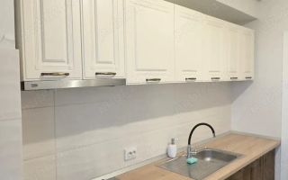 #, 2 cam Royal Town - Poză 8