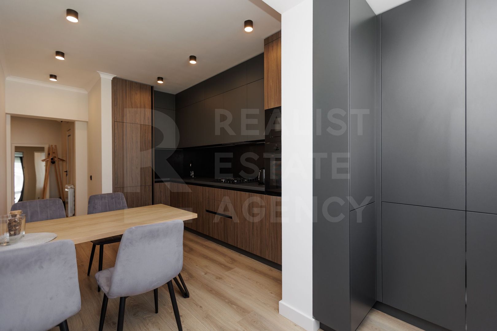 Chirie, apartament, 2 camere, strada Albişoara, Centru - Poză 4