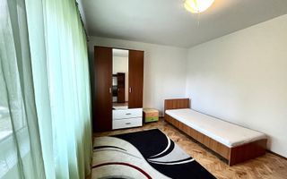 Un apartament spațios cu 3 camere, et. 1, in zona Girocului - Vladeasa - Poză 9