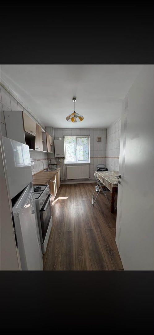 apartament de inchiriat - Poză 1