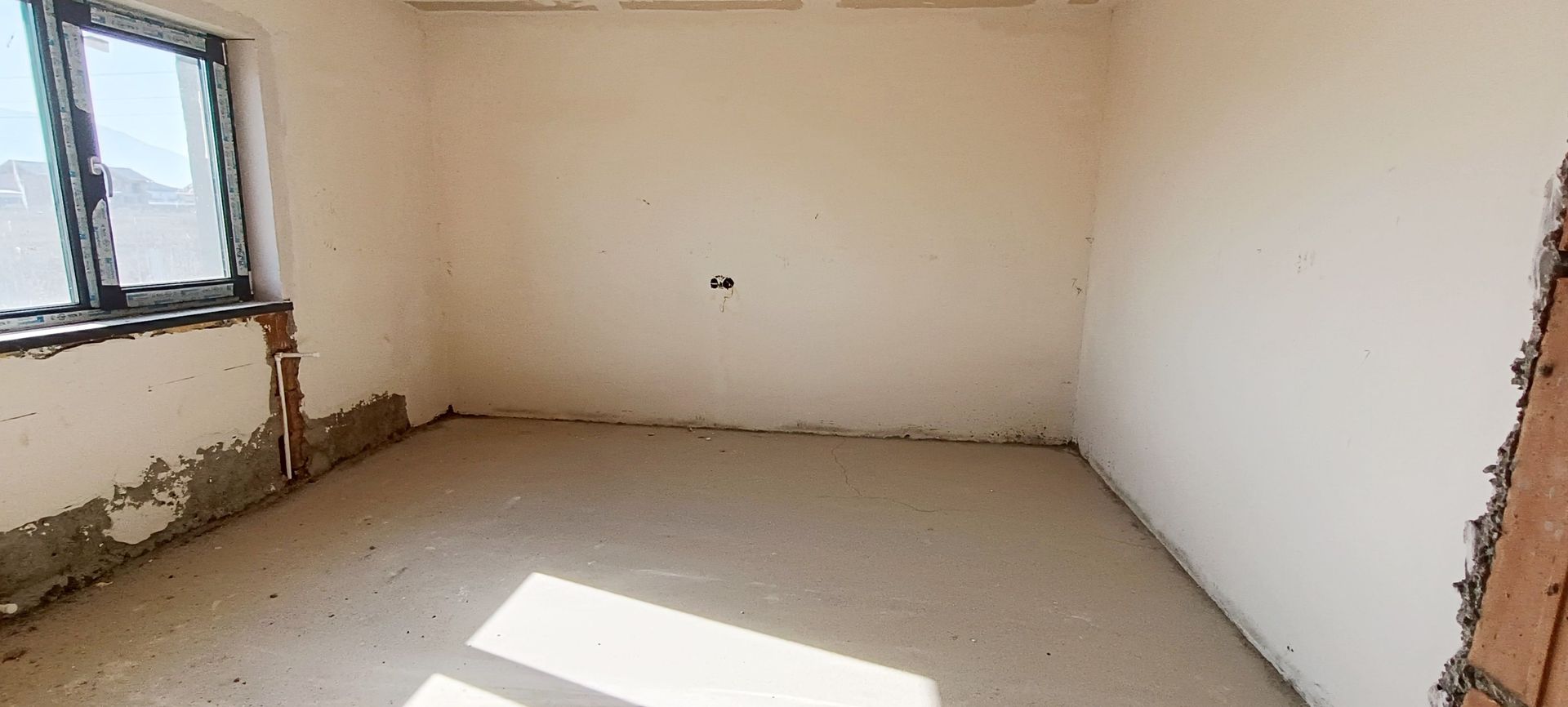 Casa din caramida in zona Izvor-168mp - Poză 13