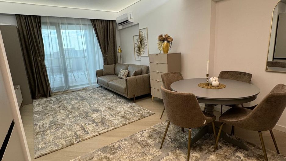 | Top View | Cortina North | 3 Rooms | Luxury | - Poză 5