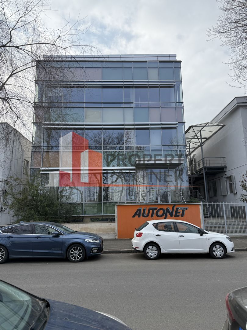 Cladire de birou Domenii Business Parc - Poză 1