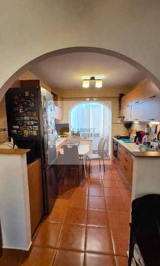 Apartament 3 camere/mobilat-utilat/Militari-piata Gorjului - Poză 1