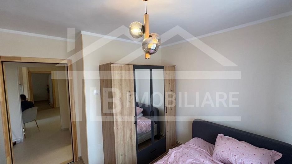Apartament cu 3 camere, 70 mp, decomandat, Zona UMFST - Poză 2
