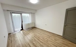 Casa cu 7 camere | 3 balcoane | Garaj | 220 mp + 80 mp curte | Cartier Panorama - Poză 13