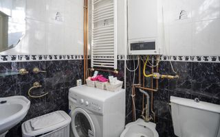 Apartament ULTRACENTRAL cu loc de parcare - Poză 4