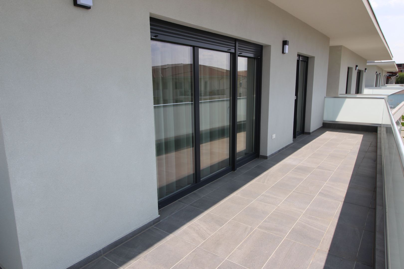 Apartament cu 3 camere de închiriat în zona Nord - Poză 16