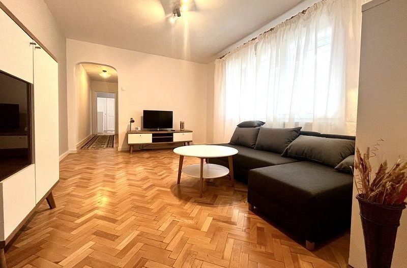 Apartament 3 camere, prima închiriere, elegant si primitor, in Circumvalațiunii - Poză 5