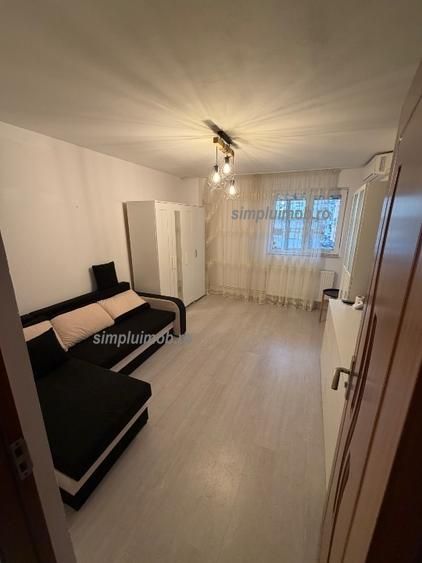 Apartament 2 camere format din 2 garsoniere alipite 1 Decembrie - Poză 1