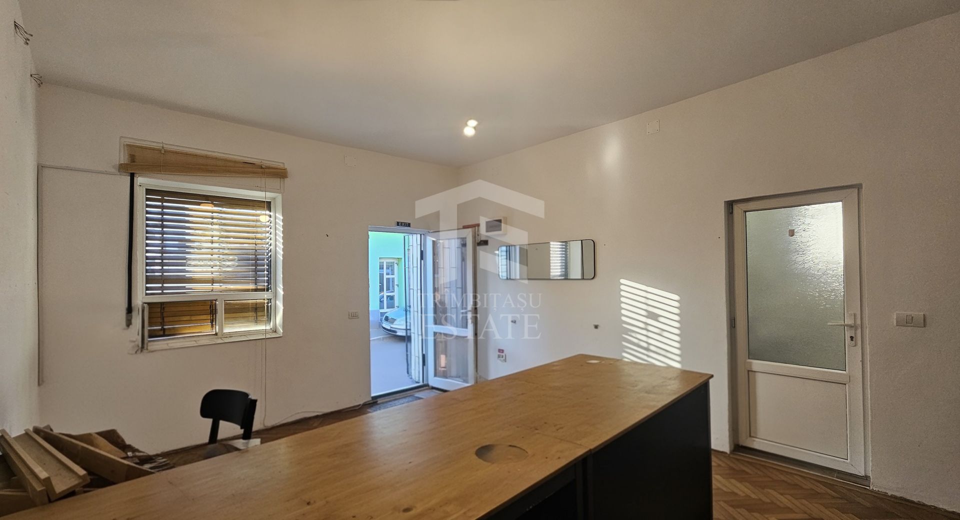 BRASOV - SPATIU COMERCIAL 24 MP - Poză 2