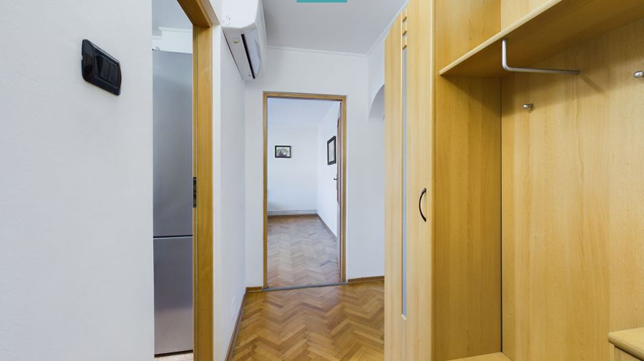 Apartament de închiriat cu 3 camere în Micalaca - Poză 13